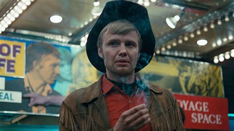 Midnight Cowboy!  A Haunting Tale of Friendship and Desperation Set Against the Gritty Backdrop of 1960s New York City!